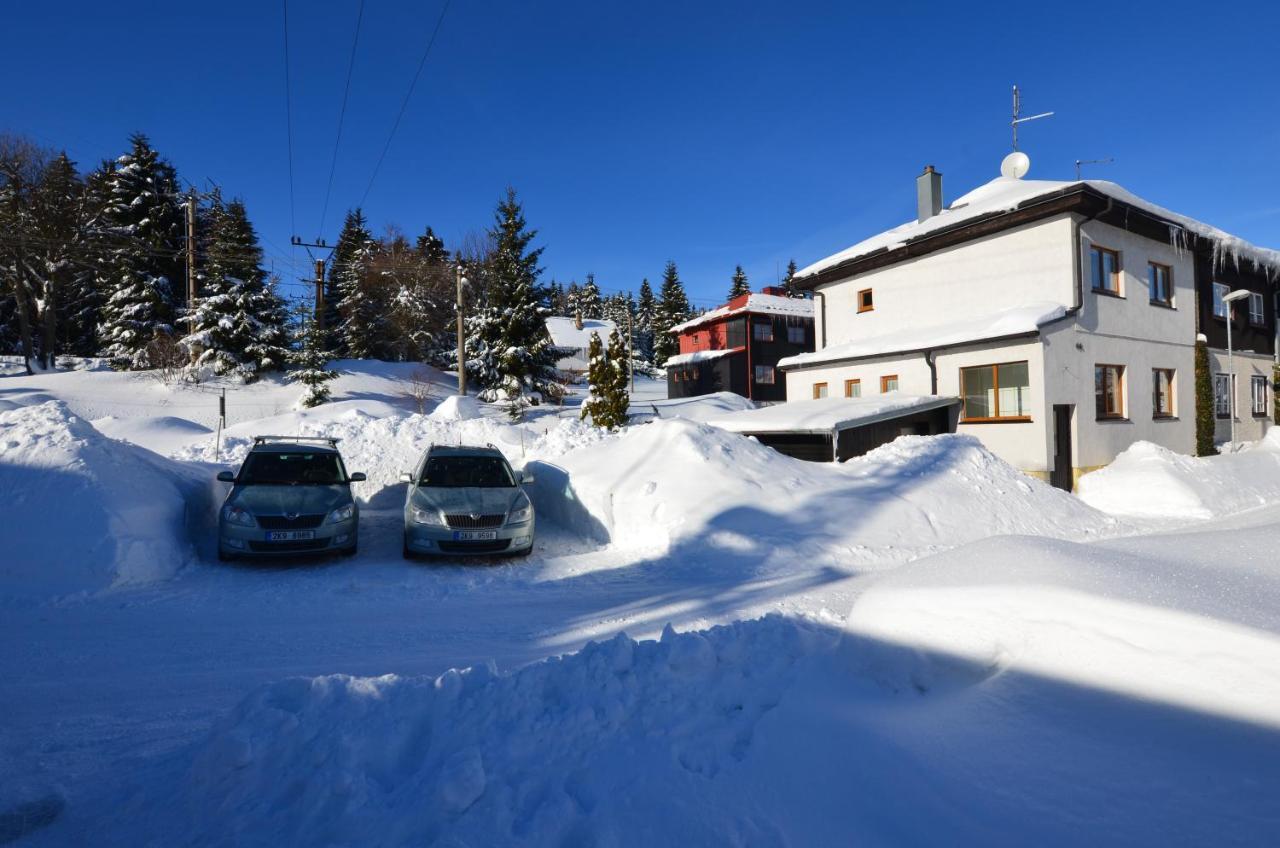 Naproti Klinovci Villa Jáchymov Exterior foto